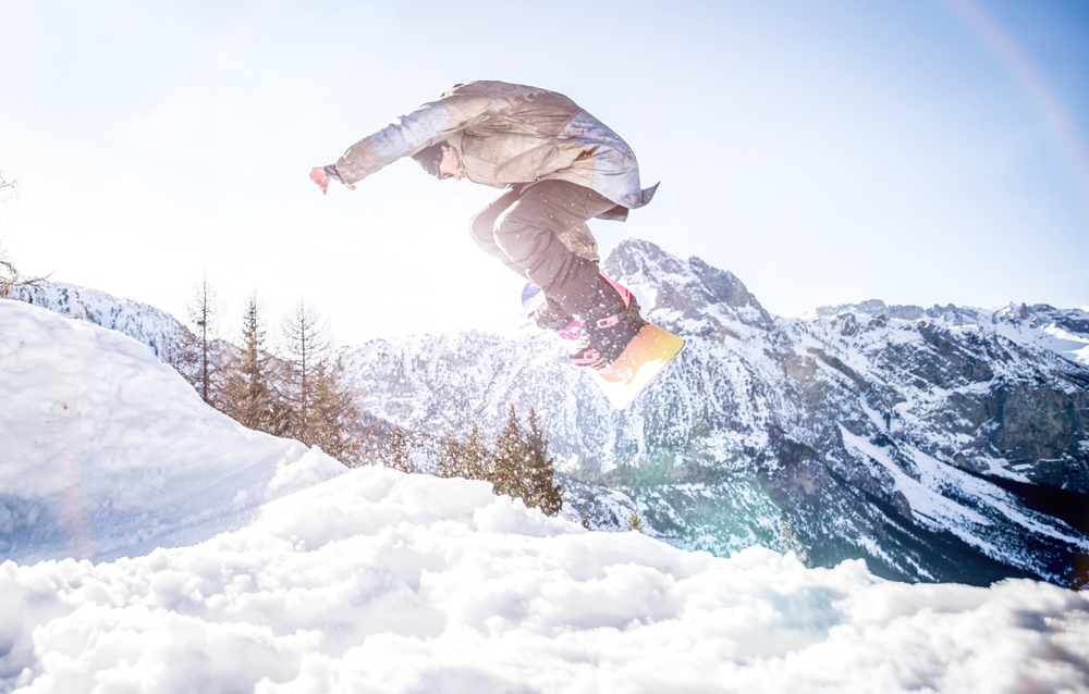 カナダワーキングホリデーの費用