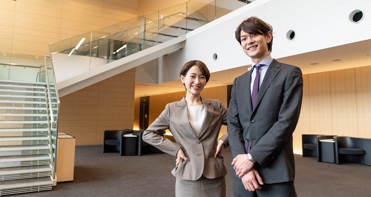 【就職サポート付】日英バイリンガルコースと企業インターンで、日本で「本当に」英語力を活かせるプログラム