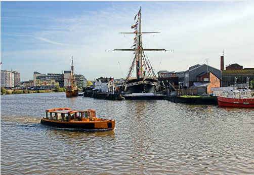 ブリストル港湾