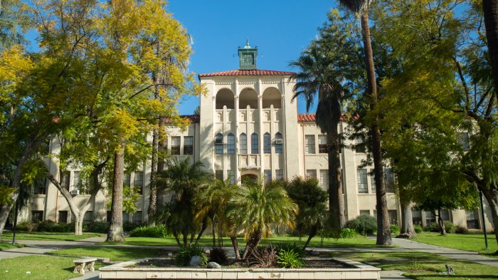 海外留学EF|【2026夏・出発受付中】中高生グループ留学|アメリカ・ロサンゼルス|初めてでも安心の留学へ!